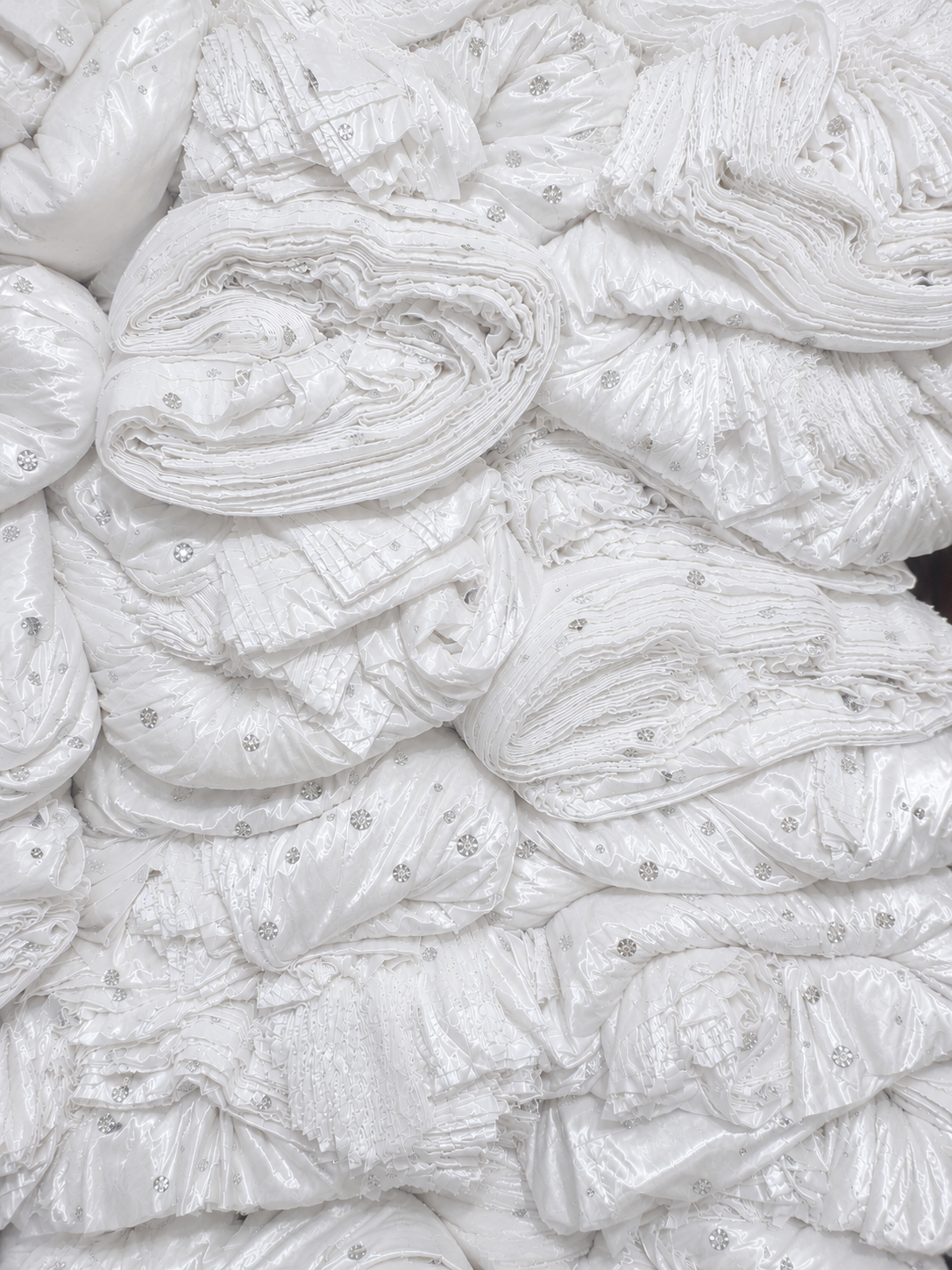 Drape-mirror- white-cloth